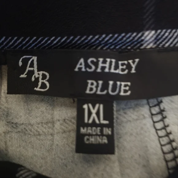 Pleated Black and White Plaid Skirt. 1XL - Picture 5 of 7